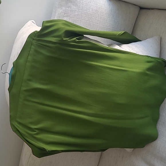Uniqlo Green Button Shirt - Picture 4 of 5